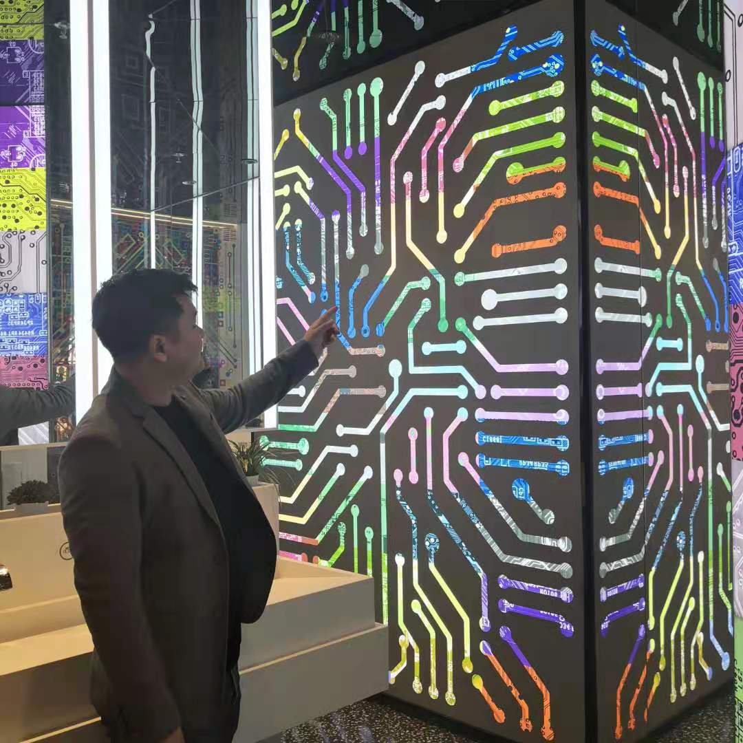 “中國電子第一街”華強(qiáng)北博物館今日開館 “人文、科技、時(shí)尚、互動(dòng)”四大核心元素打造“不一樣的博物館”插圖(2)